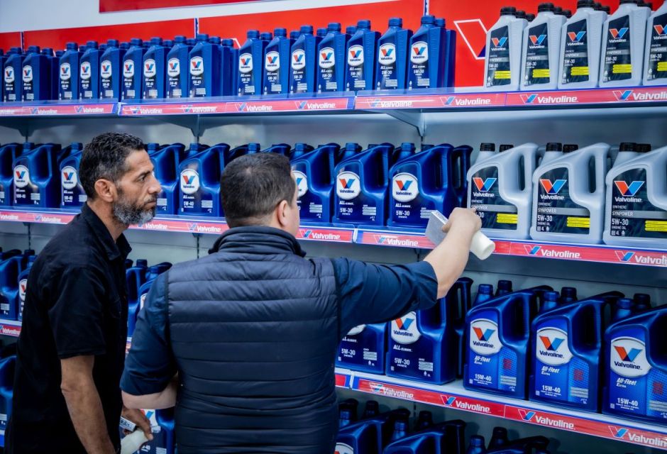 engine oil specifications