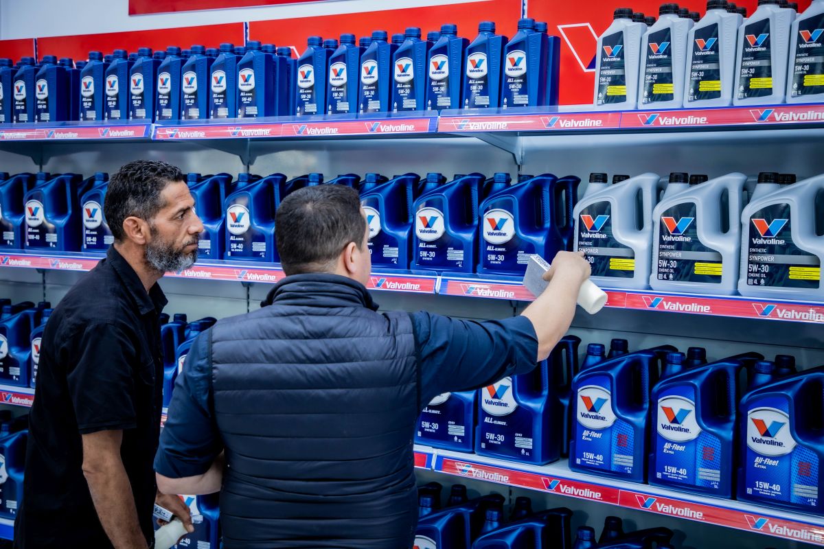 engine oil specifications